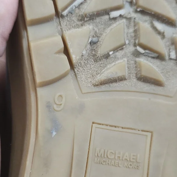 Michael kors rubber shoes for winter - Picture 7 of 7